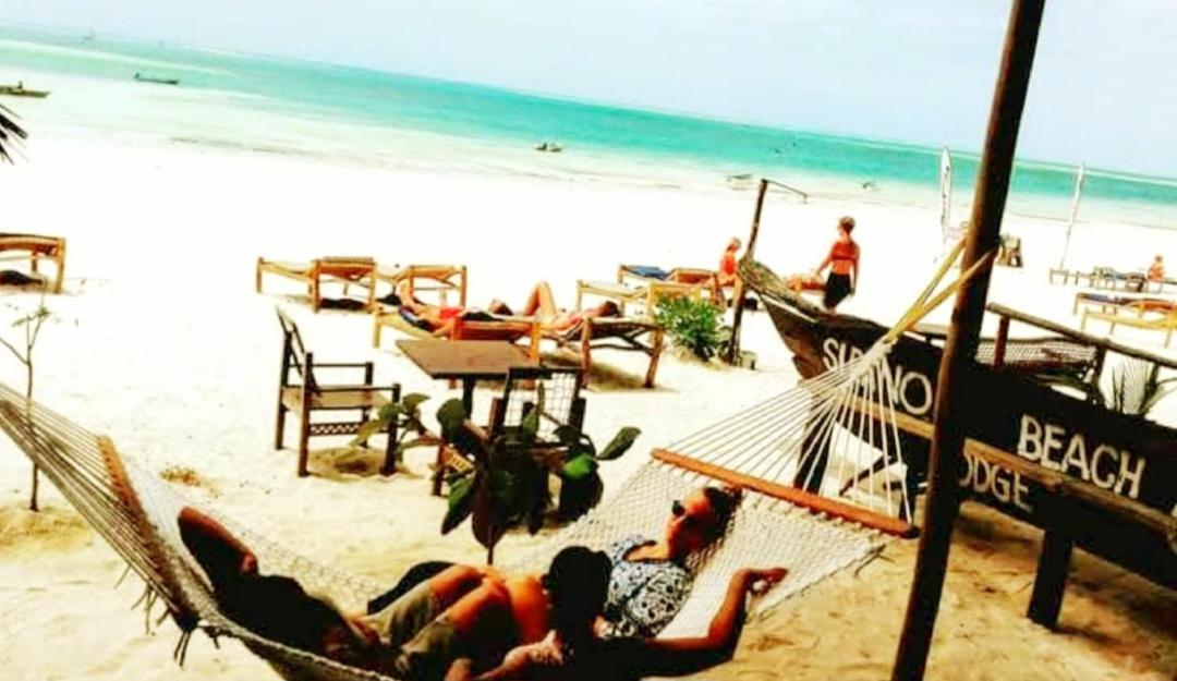 Sipano Beach Lodge Kiwengwa 吉汶瓦 外观 照片